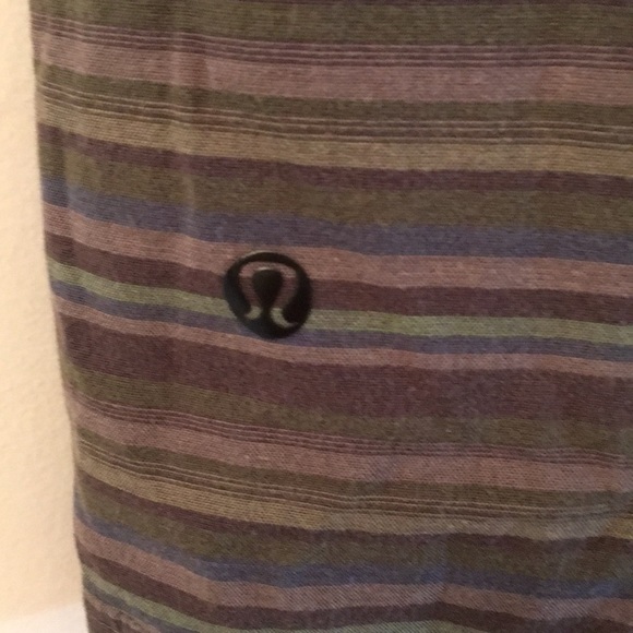 Lululemon - Picture 2 of 5